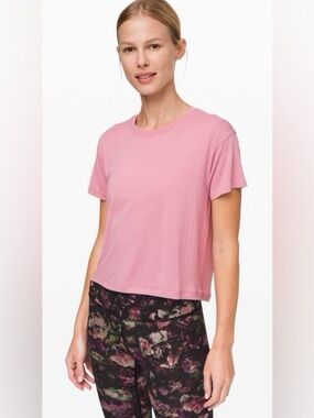Lululemon Train to Be Short Sleeve in Pink Taupe / Pink Taupe